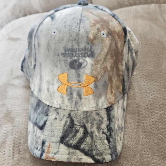 Under Armour Brown and Gray Camo Hat - Picture 1 of 7